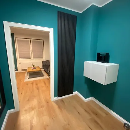 2 Zimmer Wohnung In Krefeld City/Apartment + Netflix+Prime Exterior photo