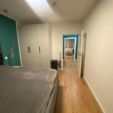 2 Zimmer Wohnung In Krefeld City/Apartment + Netflix+Prime Exterior photo