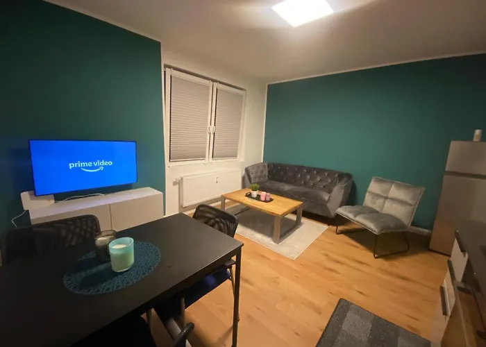 2 Zimmer Wohnung In Krefeld City/Apartment + Netflix+Prime