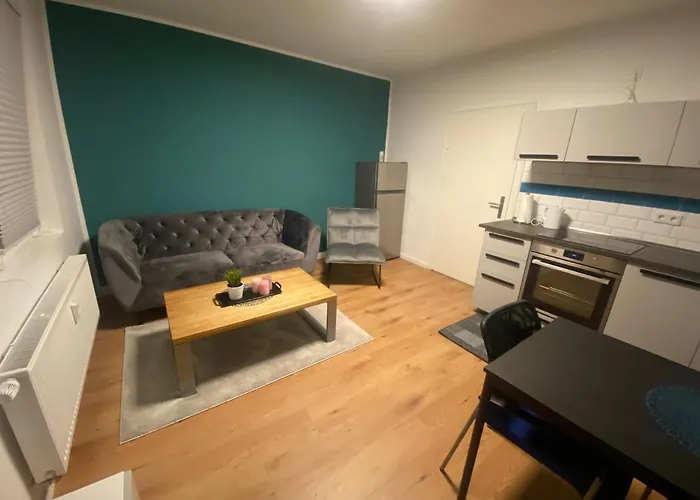 2 Zimmer Wohnung In Krefeld City/Apartment + Netflix+Prime